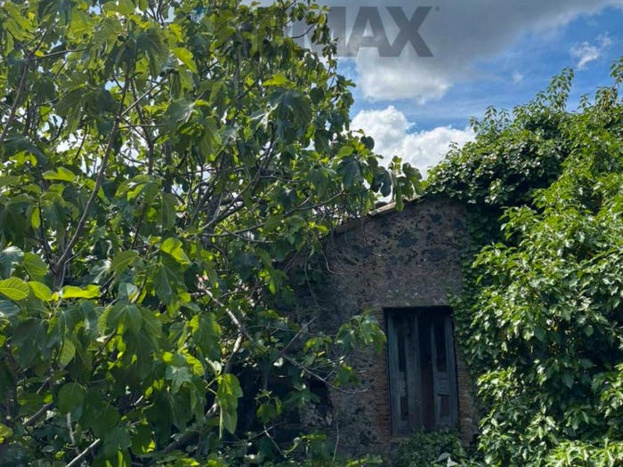 Casa con 6 locali in vendita in Via S Tenente Vincenzo Saitta, Centro, Randazzo