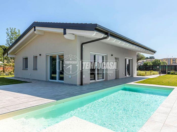Casa quadrilocale in vendita in Lonato, Lonato del Garda