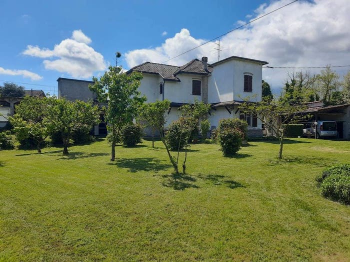 Casa con 6 locali in vendita in Via Comandante Boro, Stazione Molare, Ovada