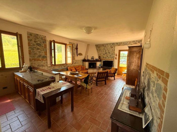 Casa con 6 locali in vendita in GRANAIONE, Campagnatico