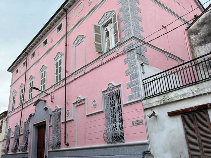 Appartamento con 6 locali in vendita in Via Silvio Bondesan, Palazzolo Vercellese