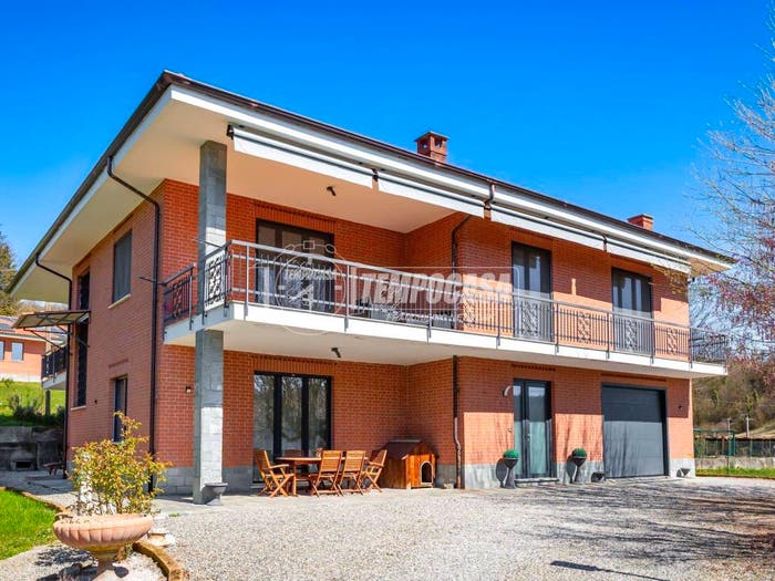 Casa con 6 locali in vendita in Via monticello, San Rocco, Rivalba