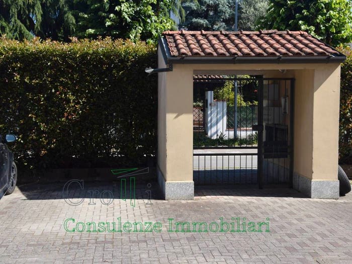 Casa bilocale in vendita in Via Giovanni Falcone, Centro, Rosate