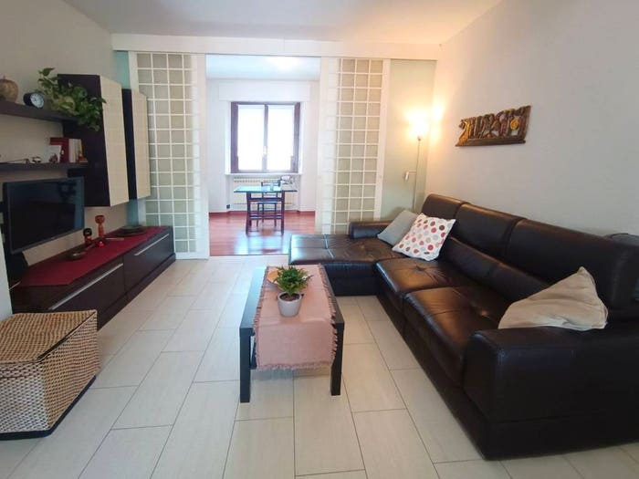 Appartamento trilocale in vendita in Via Don Pietro Sommariva, Semicentro Ospedale, Gallarate