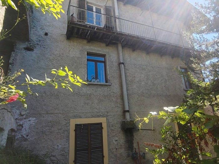 Casa con 6 locali in vendita in via Montenero, Centro, Oulx