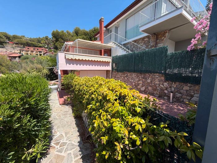 Casa trilocale in vendita in Strada delle Catene, Marina Di Andora, Andora