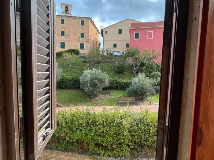 Appartamento con 6 locali in vendita in Via Giacomo Matteotti, Montecastello Treggiaia I Fabbri, Pontedera
