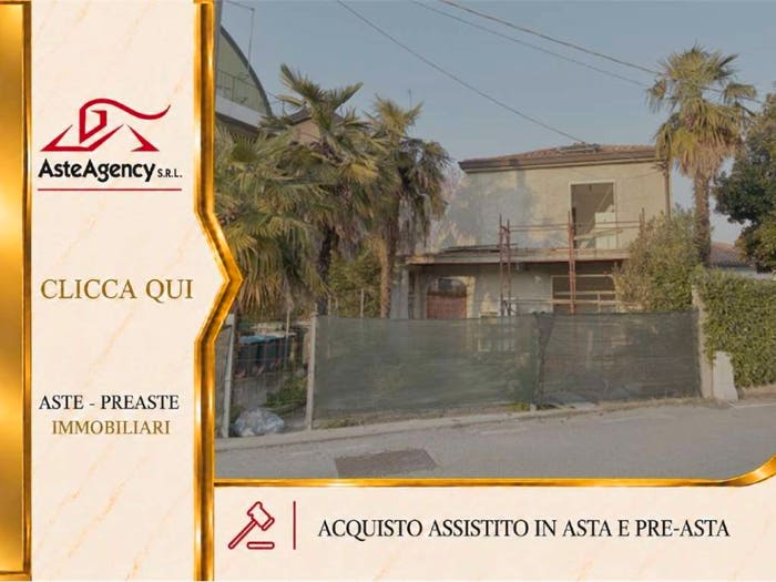Casa con 5 locali in vendita in Via ORLANDO GALANTE, Stanga Pio X, Padova