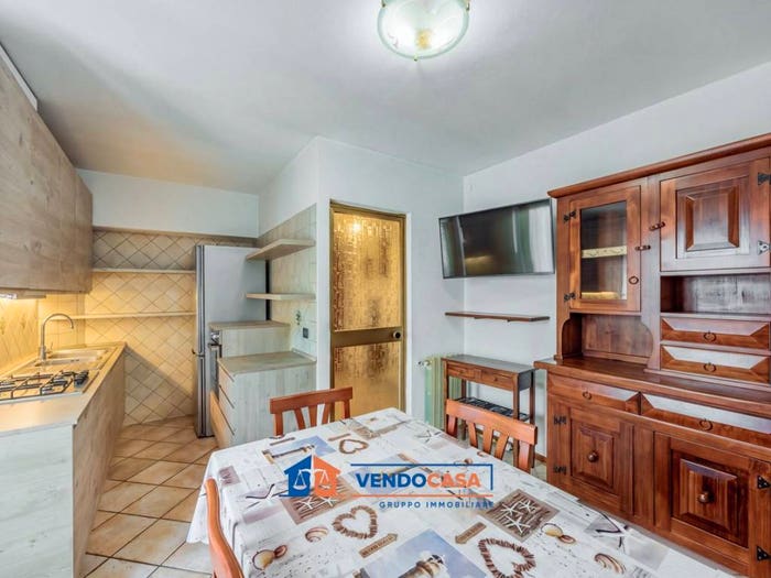 Appartamento quadrilocale in vendita in Via Falce, Mirteto, Massa