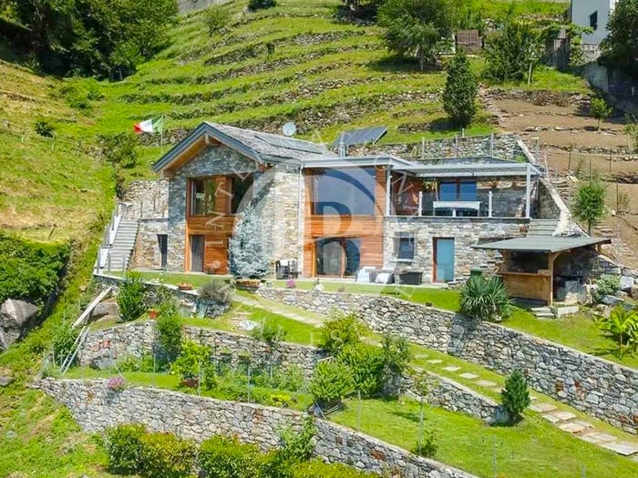 Casa con 6 locali in vendita in Centro, Chiavenna