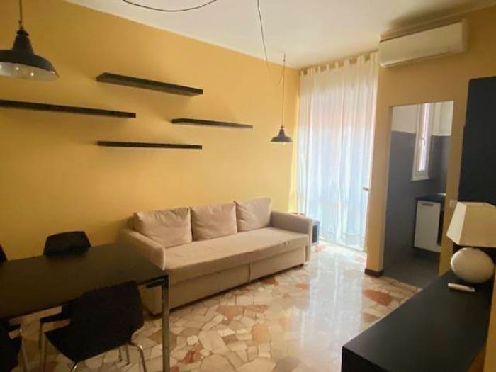 Appartamento bilocale in affitto in Via Francesco Predabissi, Parco Trotter, Milano
