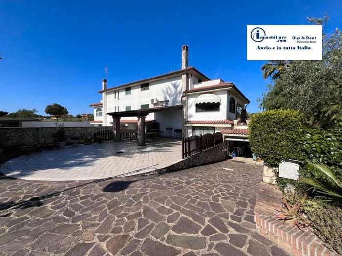 Casa con 5 locali in vendita in via della chiusa, Cioccati Zucchetti, Nettuno