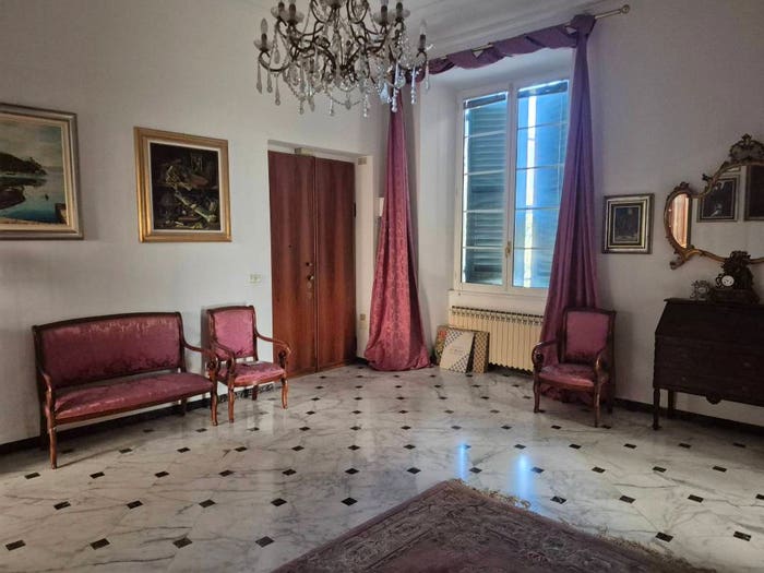 Appartamento con 6 locali in vendita in Via Galata, San Vincenzo, Genova