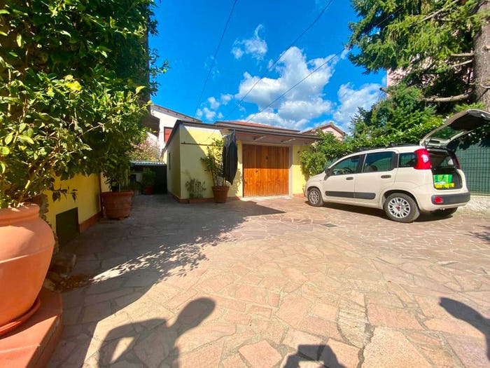 Casa quadrilocale in vendita in Casano Dogana Isola, Luni