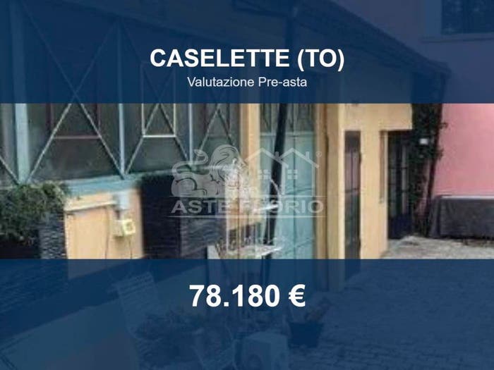 Appartamento trilocale in vendita in Strada dei Comuni, Centro, Caselette