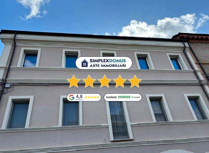 Appartamento con 6 locali in vendita in Roma, Villanova, Colli al Metauro
