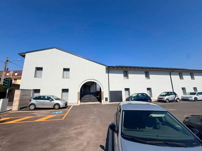 Appartamento trilocale in vendita in Via Maggio, Centro, Castrezzato