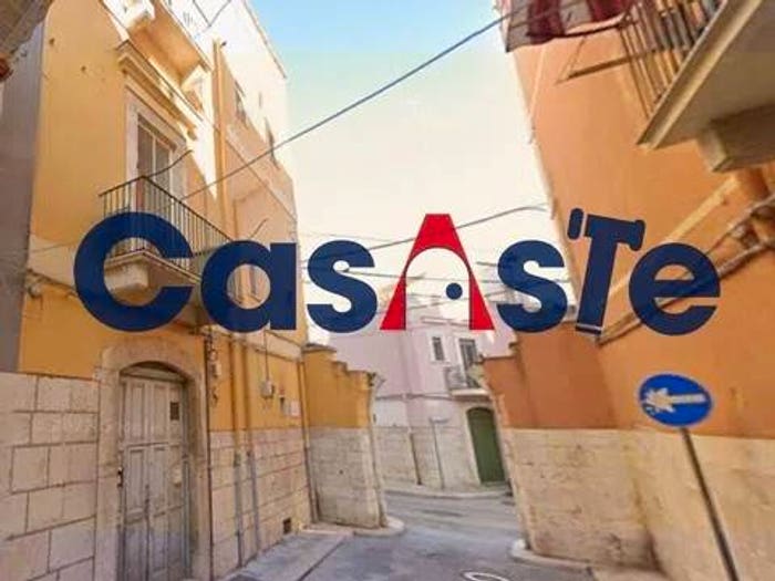 Appartamento trilocale in vendita in Via Como, Settefrati, Barletta