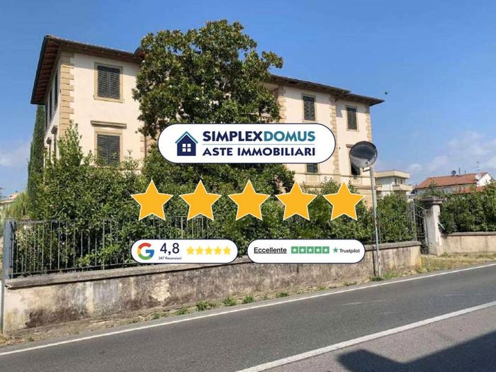 Casa con 6 locali in vendita in Via Romana, Semicentro Zona Stadio, Certaldo