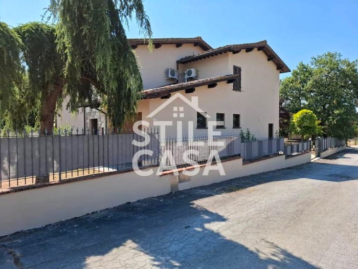 Casa quadrilocale in vendita in Via Catalani, Badia Pozzeveri Le Corti, Altopascio