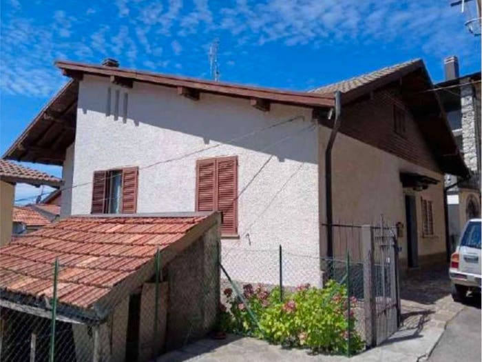 Appartamento con 6 locali in vendita in Via Trieste, Ponna Superiore, Ponna