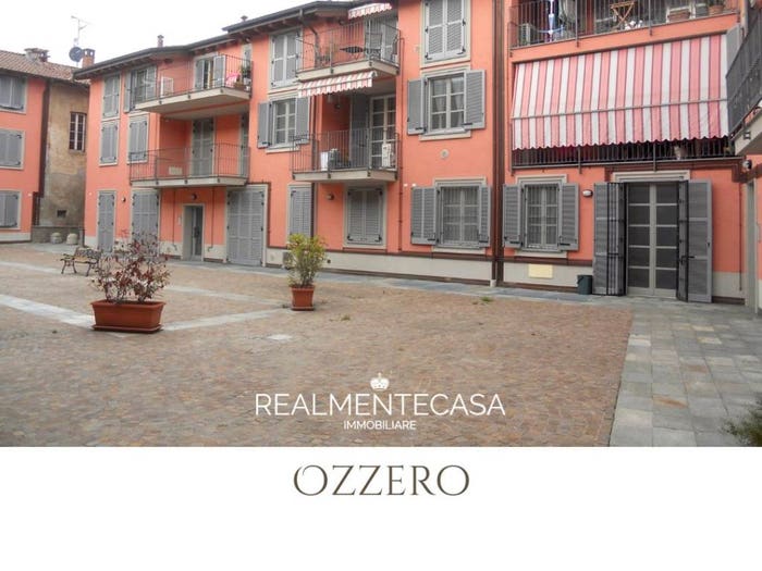 Appartamento bilocale in vendita in Via Giacomo Matteotti, Centro, Ozzero