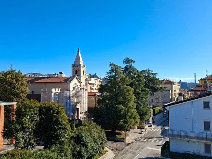 Appartamento con 6 locali in vendita in Viale Marcello Federici, Ascoli Piceno