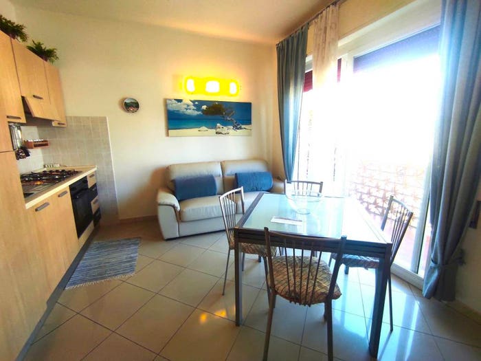 Appartamento trilocale in vendita in Viale Alpi Orientali Sud, Lido degli Scacchi Lido di Pomposa, Comacchio