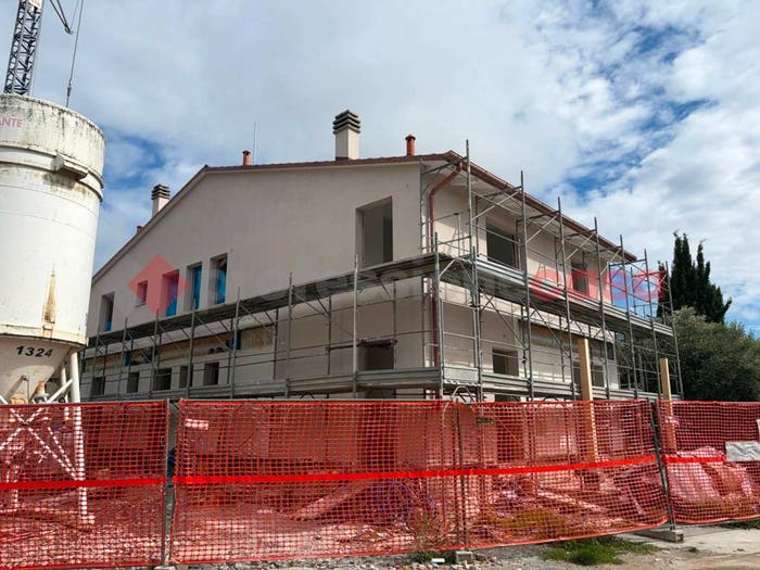 Appartamento trilocale in vendita in via dell'arno, Centro, Montelupo Fiorentino