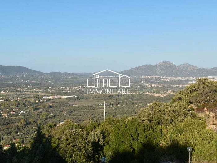 Casa con 5 locali in vendita in Via Raica, Mannazzu Putzolu, Olbia