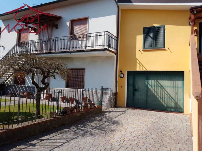 Casa con 6 locali in vendita in via del secco, Nave, Lucca