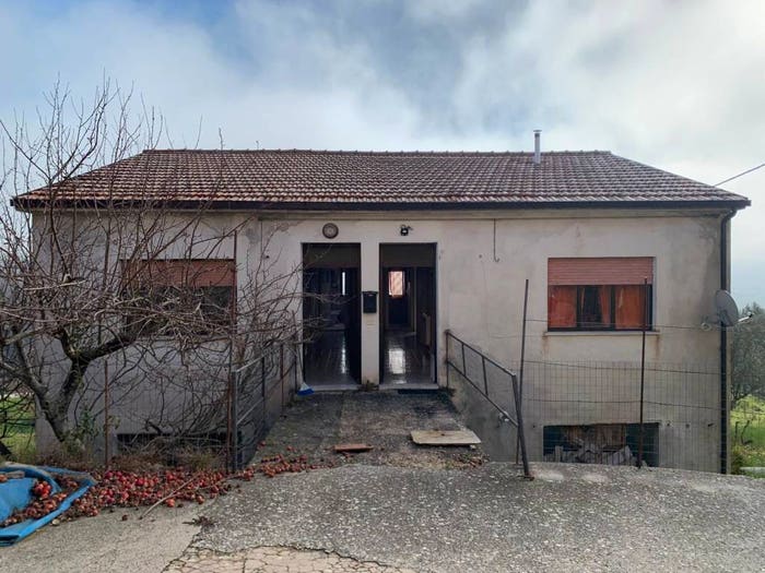 Casa con 6 locali in vendita in Via Arciprete Battista, Civitanova del Sannio