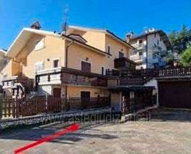 Casa trilocale in vendita in Via Faelli Via Pratillo Via Chiuchiarelli snc, Centro, Ovindoli