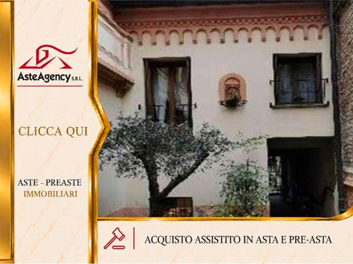 Casa bilocale in vendita in Via IX Febbraio, Centro, Cremona