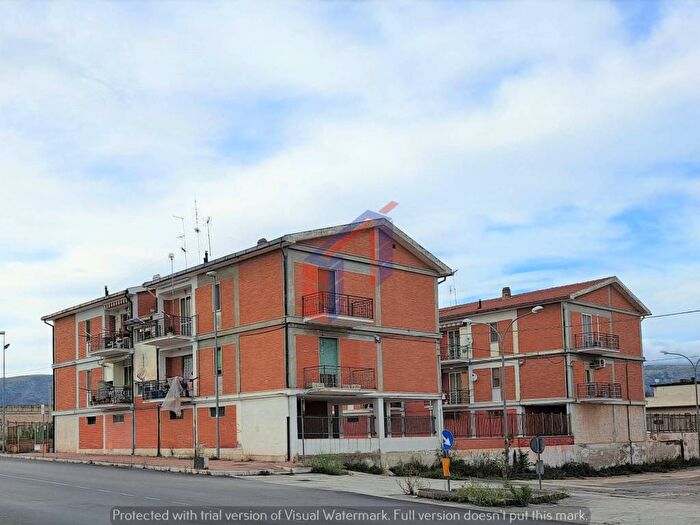 Appartamento quadrilocale in vendita in Via degli Iris, Centro, Manfredonia