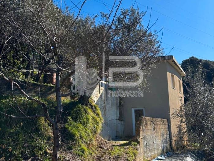 Casa quadrilocale in vendita in Via dei Tecchioni, San Carlo Antona, Massa