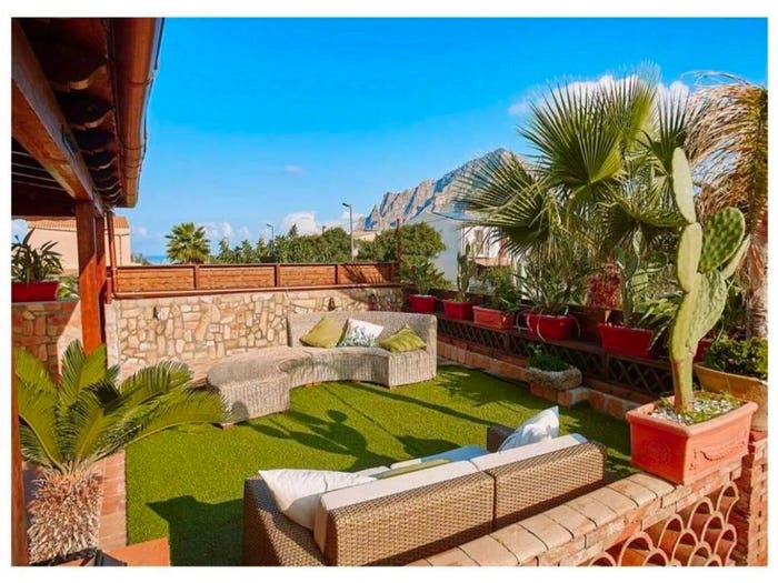 Casa con 6 locali in vendita in Custonaci