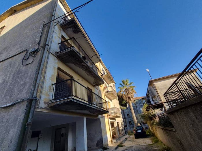 Appartamento quadrilocale in vendita in Via Como, Centro, Girifalco