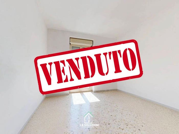 Appartamento trilocale in vendita in Via Guglielmo Marconi, Putignano