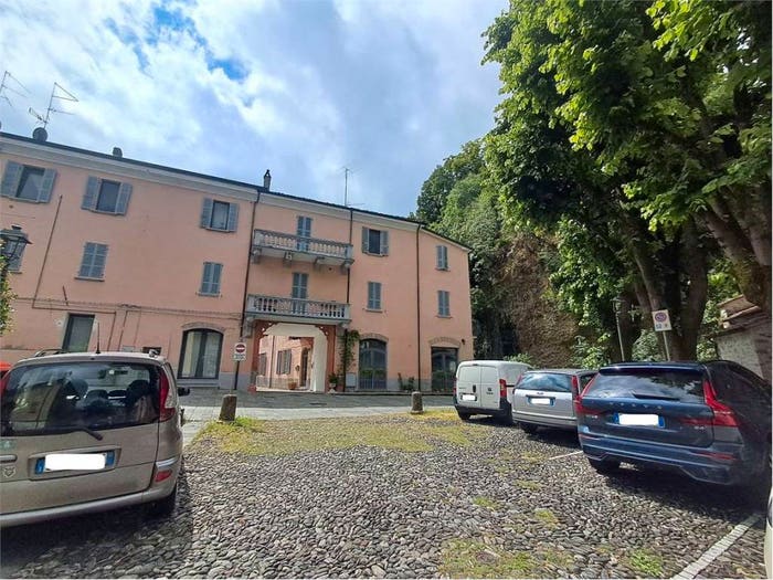 Appartamento trilocale in vendita in Centro, Rivergaro