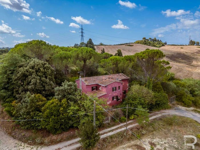 Casa con 6 locali in vendita in Strada Provinciale Pian della Tora, Fauglia