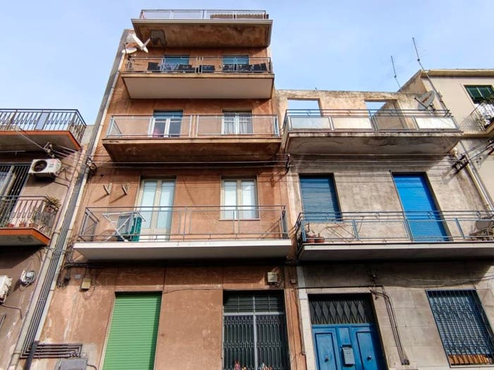 Appartamento trilocale in vendita in Via Pietro Novelli, Barriera Leucatia, Catania