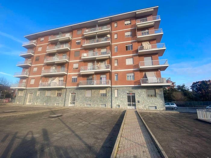 Appartamento trilocale in vendita in Via Alessandro Manzoni, Centro, Beinasco