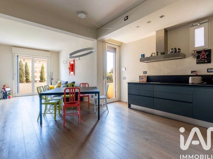 Appartamento quadrilocale in vendita in Via Kyoto, Europa, Firenze