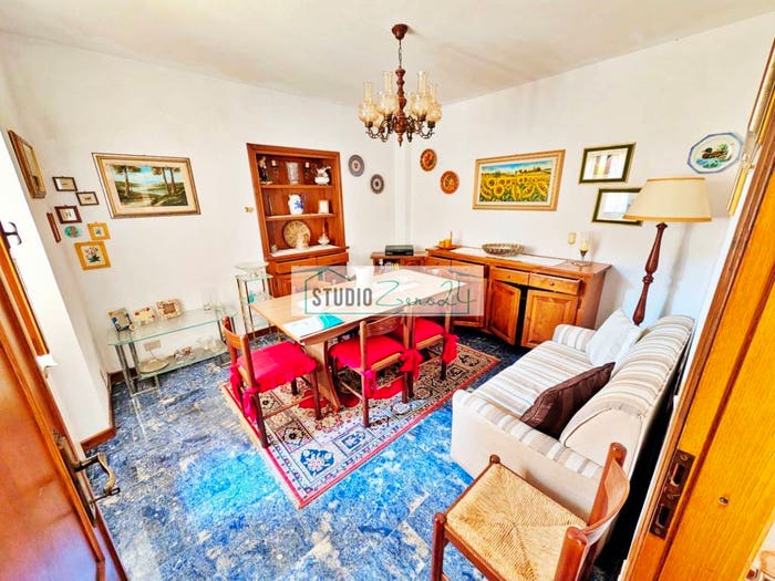 Casa con 6 locali in vendita in Retignano, Stazzema