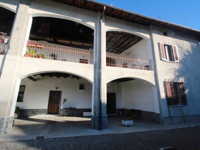 Appartamento bilocale in vendita in Via Carso, Lazzate