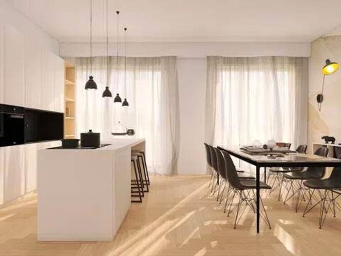 Appartamento con 6 locali in vendita in Piazza Gaetano Perugini, Emanuele II C Colombo Morelli e Silvati, Avellino