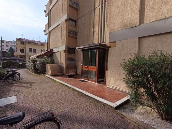 Appartamento trilocale in vendita in Via Udine, Città Giardino, Viareggio