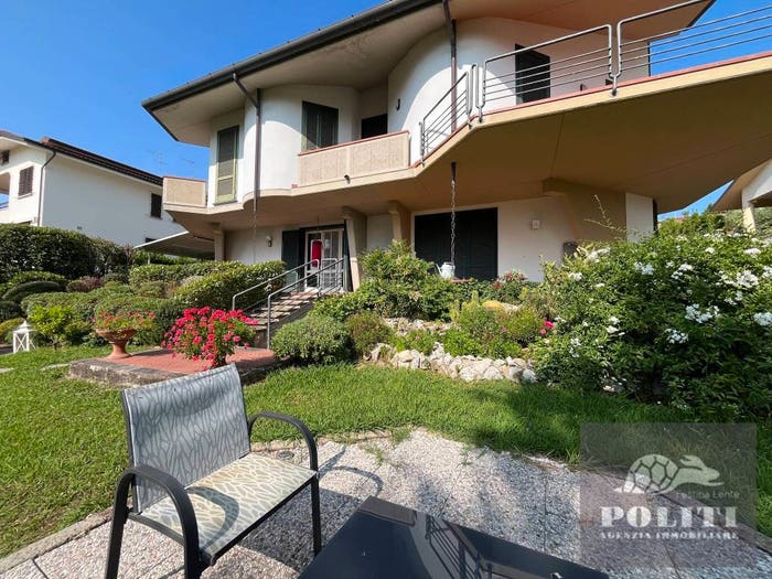 Casa con 6 locali in vendita in Via Sandro Pertini, Cerreto Guidi