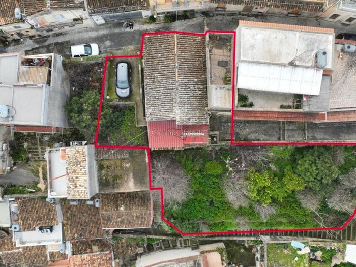 Casa quadrilocale in vendita in Modica Bassa, Modica